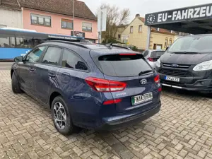 Hyundai i30 cw1.5T*LED HSW*NAVI*R.KAMERA PDC vohi*Sitzheizung Bild 5