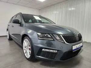 Skoda Octavia RS Combi DSG AHK NAVI SHZ CarPlay Canton