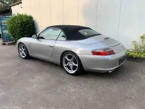 Porsche 996 911 (996) Porsche Cabrio sehr guter Zustand Bild 2