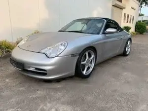 Porsche 996 911 (996) Porsche Cabrio sehr guter Zustand Bild 3