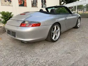 Porsche 996 911 (996) Porsche Cabrio sehr guter Zustand Bild 4