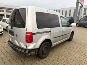 Volkswagen Caddy CADDY 2 SCHIEBETÜREN NAVI PDC SHZ TEMPOMAT Bild 4