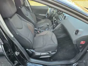 Peugeot 308 Style * 2l Diesel 110 Kw Bild 5