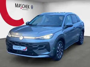 Volkswagen T-Roc Style 1.5 DSG AHK Ganzjahres LED ACC Massage ISOFI Bild 2