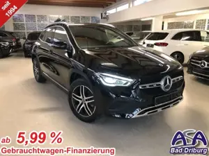 Mercedes-Benz GLA 200 d+Progressive+AHK+Kamera+el.Heckklappe+LED+schwarz