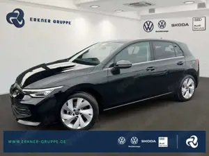 Volkswagen Golf VIII 1.5 eTSI DSG Style AHK+NAV+HUD+KESSY++