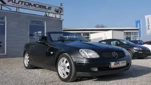Mercedes-Benz SLK 200 Austauschmotor Scheckheft Sitzheiz Klima el. Verde