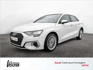 Audi A3 Sportback 40 TFSI e advanced Pano Kam Navi Bild 1