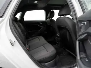 Audi A3 Sportback 40 TFSI e advanced Pano Kam Navi Bild 4