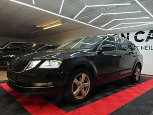 Skoda Octavia *Premium*Leder*Kamera*ACC*AHK*Keyless-GO