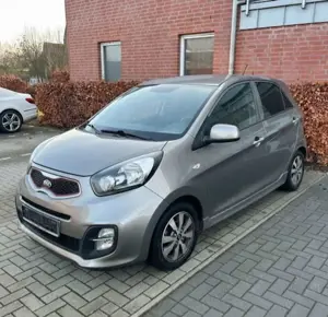 Kia Picanto 1.0 Dream Team Edition