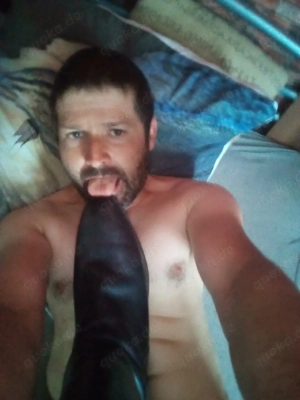 suche Frau der ich die Stiefel lecken darf 
