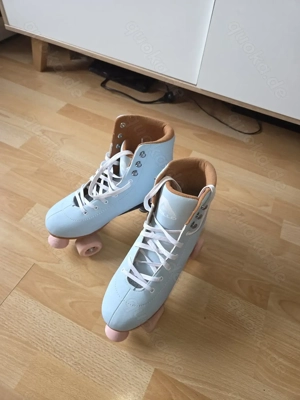 !! Apollo  Rollschuhe Gr. 39- 42 ( verstellbar) !!