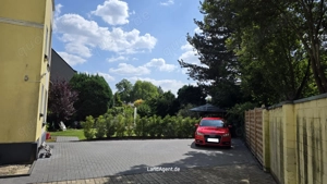 ***Dreifamilienhaus mit 2023 neu ausgebautem EG*** ca. 285m  Wohnfläche mit Garten und Stellplätzen Bild 3