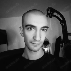 Deutscher sucht Türkin oder Kurdin für regelmäßigen Spaß 