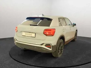Audi Q2 35TFSI S-tronic S line Matrix Vorb.AHK KAM AppleCa Bild 5