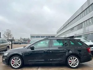 Skoda Octavia Combi DSG RS 245 *1.HAND*MEMORY*NAVI* Bild 5