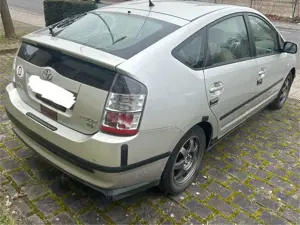 Toyota Prius Sol Bild 4