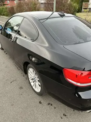 BMW 320 320i Coupe Bild 3