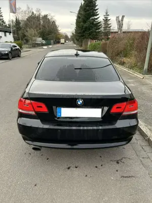 BMW 320 320i Coupe Bild 2