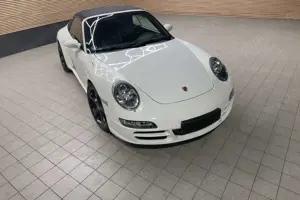 Porsche 997 Cabrio*Schalter*Leder*Navi*Sportabgas* Bild 2