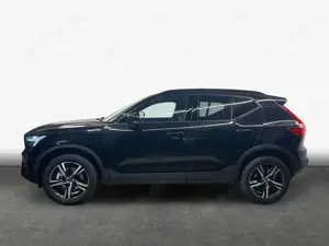Volvo XC40 XC40 B3 B DKG Plus Black Edition Bild 4