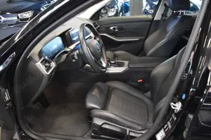 BMW 320 d Touring*LED-Scheinwerfer*SPORTSITZE*SHZ* Bild 5