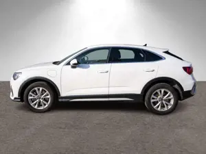 Audi Q3 S line 45TFSI e Stroni LED Navi RFK Bild 4