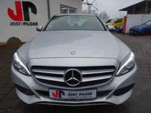 Mercedes-Benz C 300 AHK LED PDC Kamera uvm