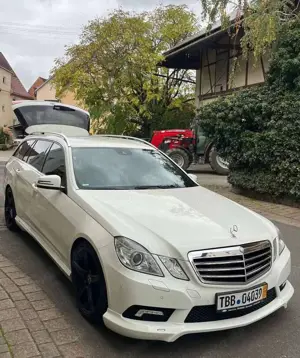 Mercedes-Benz 250 Ich verkaufe ein Auto: Mercedes-Benz E 250 CDI