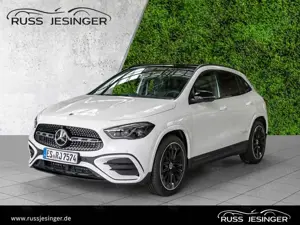 Mercedes-Benz GLA 200 Special Edition AMG *AHK*360°*Memo*TotW*