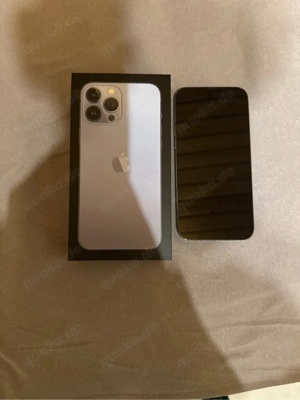 iPhone 13 Pro Max mit Zubehör Bild 2