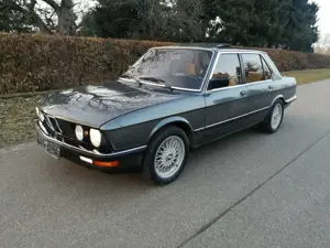 BMW 525 525e