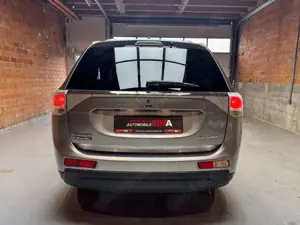 Mitsubishi Outlander ClearTec Invite +KAMERA+NAVI+7-SITZER Bild 5