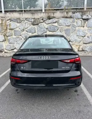 Audi A3 A3 30 TDI Limousine Bild 2