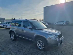 Skoda Yeti TSI DSG Aut. Ambition "1.Hand" VW Scheckheft Bild 2