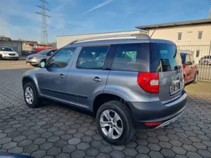 Skoda Yeti TSI DSG Aut. Ambition "1.Hand" VW Scheckheft Bild 4