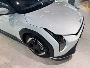 Kia EV4 81,4-kWh Earth Bild 3