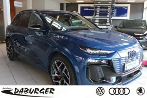Audi SQ6 e-tron e-tron quattro edition one blue Panoramadach