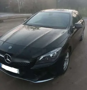 Mercedes-Benz CLA 180 Shooting Brake Bild 2