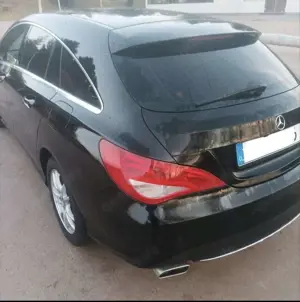 Mercedes-Benz CLA 180 Shooting Brake Bild 4