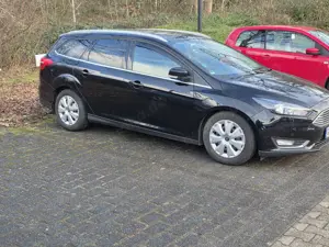 Ford Focus Focus Turnier Turnier 1.5 EcoBoost Start-Stopp-System Titanium