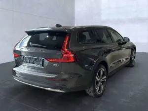 Volvo V60 Cross Country V60 CC Plus AWD Bluetooth LED Vollleder Klima Bild 4