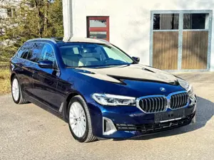 BMW 520 520 d Luxury Line Touring AHK PANO HeadUp VOLL 1Hd