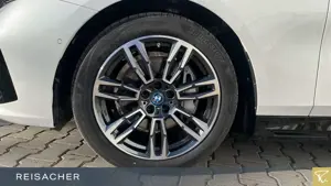 BMW i5 xDrive40 Lim M Sport,AHK,Autobahnass.BW Bild 3