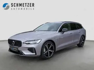 Volvo V60 +T6+AWD+Plus+Pano+Head-Up+360°Kamera19"LM++++