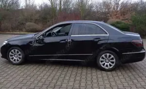 Mercedes-Benz E 250 E 250 CDI DPF BlueEFFICIENCY Automatik Elegance