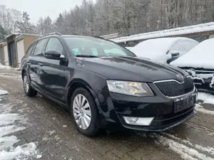 Skoda Octavia 1.6 TDI Ambition 110PS u-frei Scheckheft Navi 2.Hd