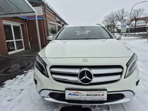 Mercedes-Benz GLA 180 GLA 180 KLIMA PDC VORNE/HINTEN WR/SR AUTOMATIK TOP