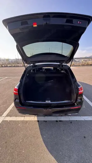 Mercedes-Benz E 300 E-Klasse T-Modell Diesel Plugin Hybrid de T 9G-TRONIC BURM*AMG LINE*WIND*8FACH B Bild 5